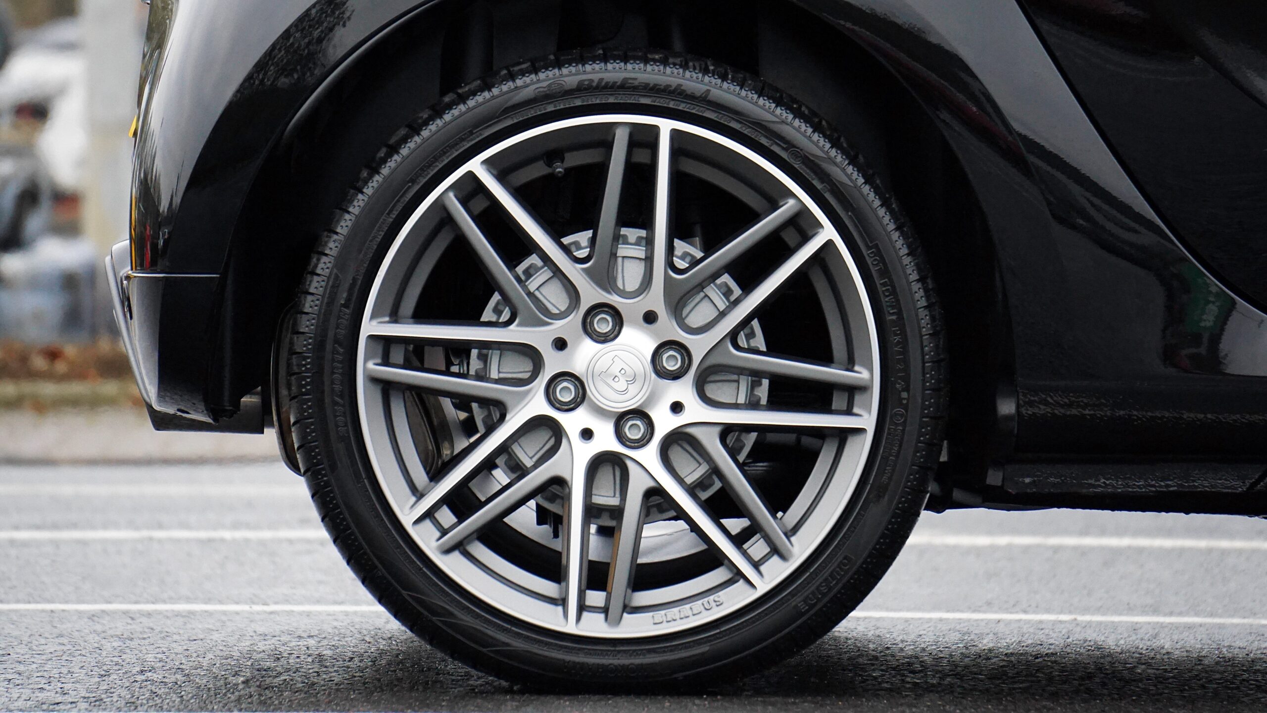 Presiunea pneurilor – Ce trebuie sa stii pentru a conduce in siguranta? -  Blog despre functionalitatea si importanta anvelopelor -